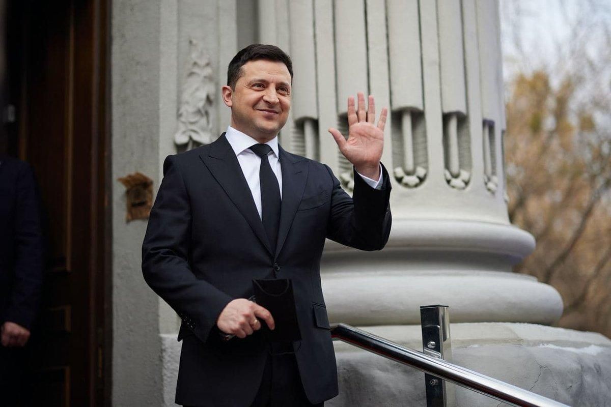 Менше за деяких нардепів: скільки Зеленський заробив у січні 2022 року - 24 Канал Менше за деяких нардепів: скільки Зеленський заробив у січні 2022 року - 24 Канал