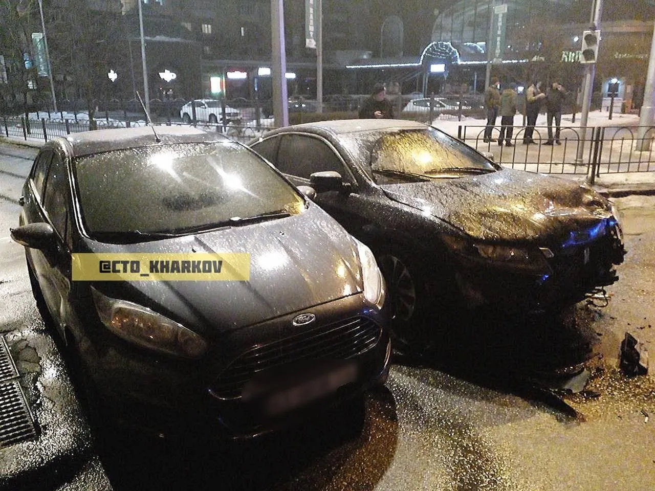 Від удару авто водія Сергія Бабкіна відкинуло через перехрестя