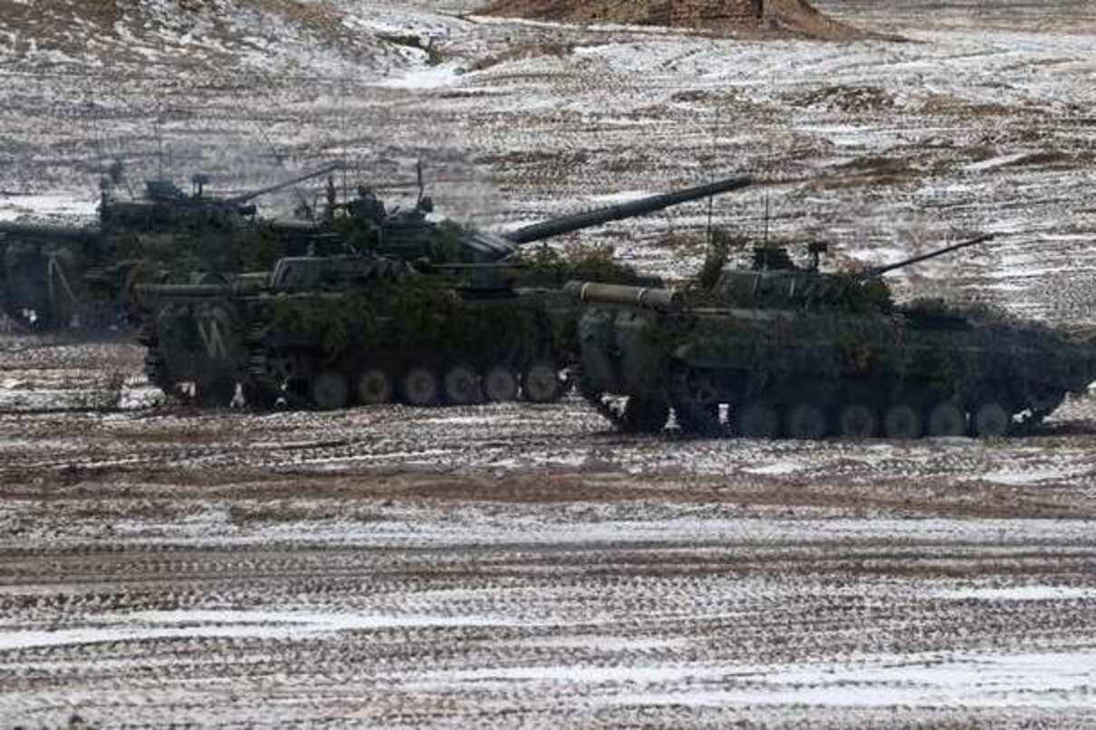 На полігонах окупантів на Донбасі розмістили понад 100 танків - Україна новини - 24 Канал