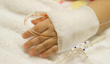 Лежав у реанімації весь у синцях: у Полтаві підозрюють матір у побитті 4-річного сина