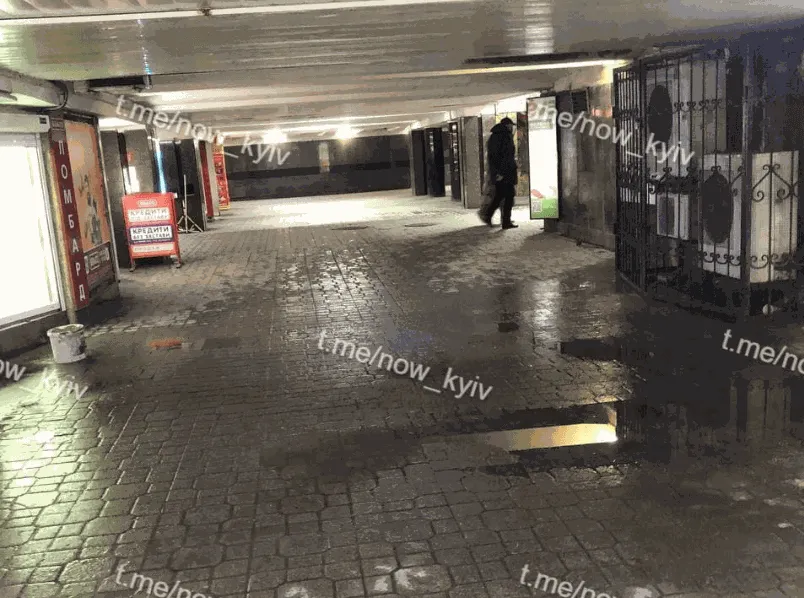 калюжі, майдан незалежності, киїів калюжі, майдан незалежності, киїів