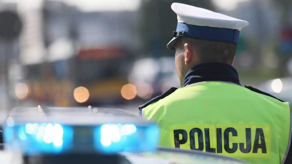 Раптово вийшов на дорогу: українець загинув у Польщі під колесами вантажівки