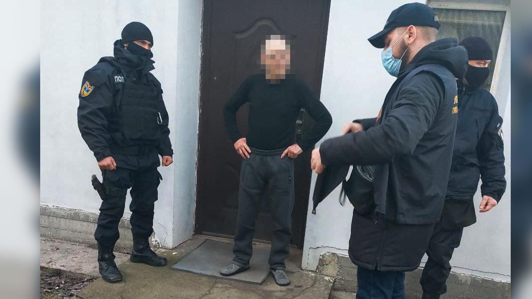 Має вплив у кримінальному середовищі: під Дніпром затримали "смотрящого" за містом - Дніпро Має вплив у кримінальному середовищі: під Дніпром затримали "смотрящого" за містом - Дніпро