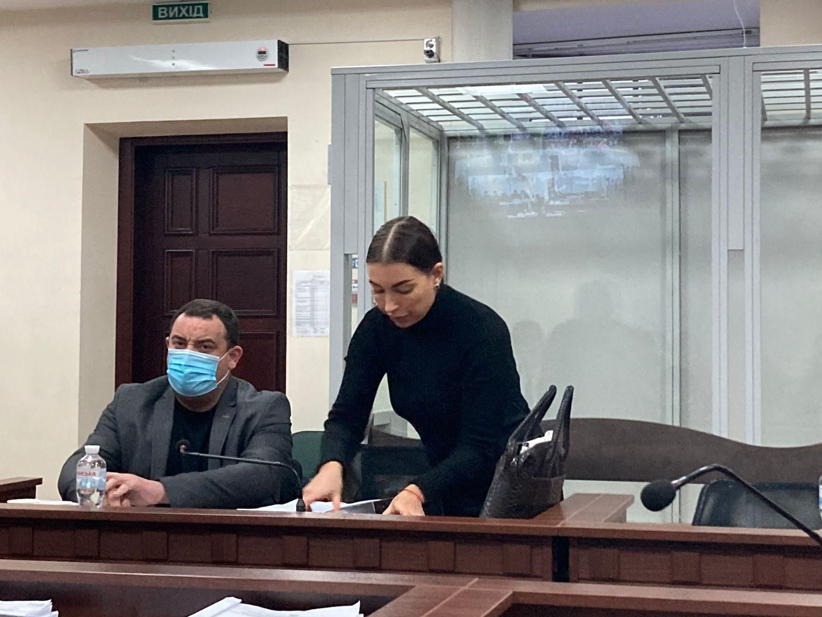 Суд снова не избрал меру пресечения Кузьминых: на заседании адвокат просил перерыв, чтобы поесть