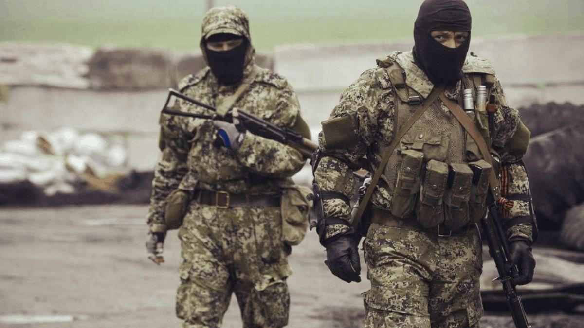 У Луганську бойовик під наркотиками розстріляв "побратимів" і втік у напрямку Донецька - Україна новини - 24 Канал
