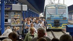 Шалені збитки для Укрзалізниці: понад 800 вагонів залишились у Криму після окупації