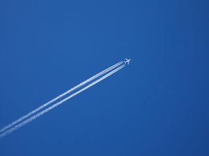 Небо над Україною залишається відкритим: в Мінінфраструктури заспокоїли українців