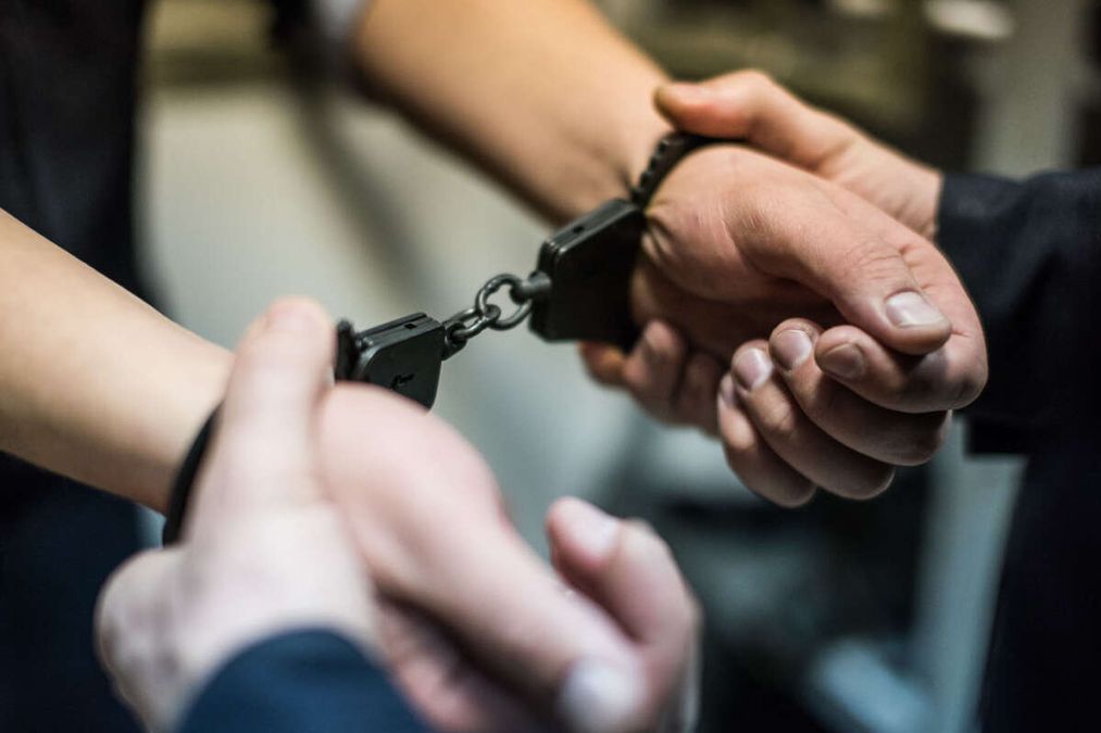 Військові ЗСУ влаштували стрілянину в кафе на Донеччині: загинули двоє людей - Україна новини - 24 Канал Військові ЗСУ влаштували стрілянину в кафе на Донеччині: загинули двоє людей - Україна новини - 24 Канал