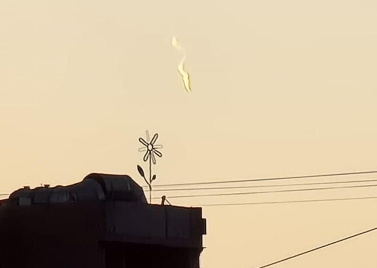 Яркое светлое пятно: в небе над Киевом заметили странное свечение
