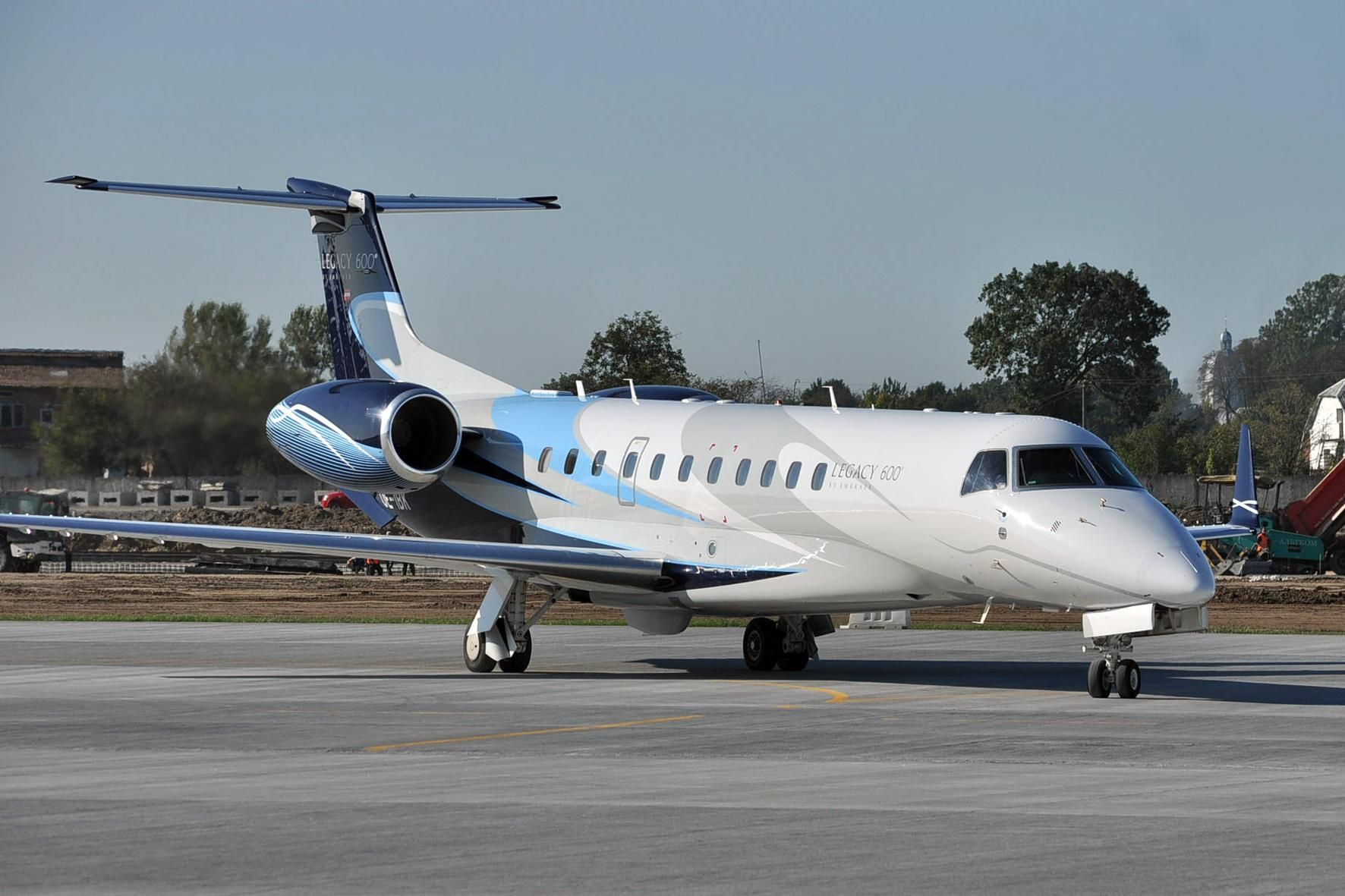 Новый аэропорт на Донбассе построят возле Мариуполя Новый аэропорт на Донбассе построят возле Мариуполя