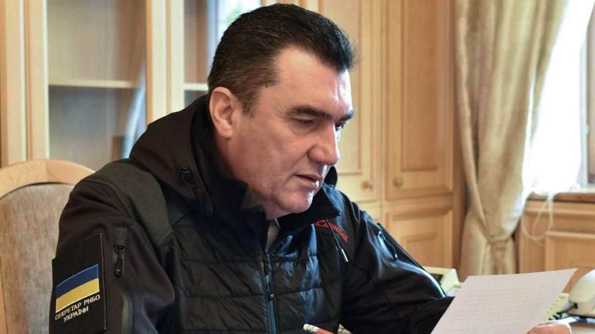 В ближайшие дни наступления не будет, – СНБО провел совещание под грифом "секретно" В ближайшие дни наступления не будет, – СНБО провел совещание под грифом "секретно"