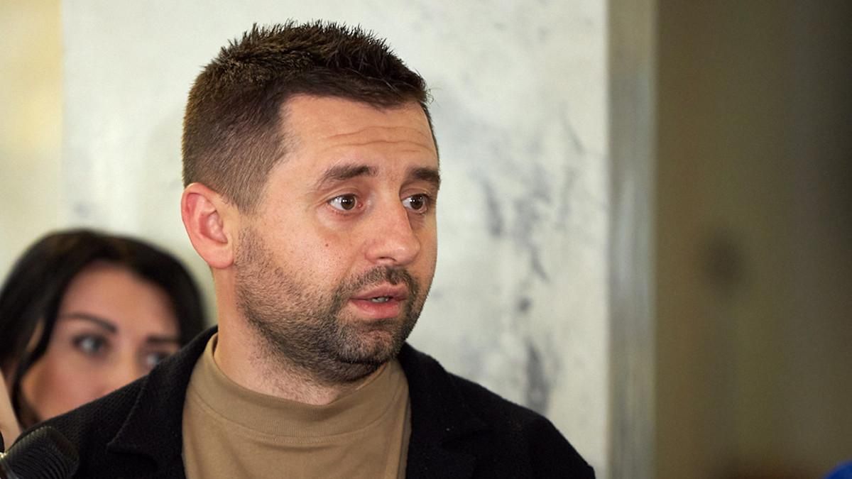 Істерія про вторгнення Росії коштує Україні мільярди доларів щомісяця, – Арахамія - Економічні новини України - Економіка Істерія про вторгнення Росії коштує Україні мільярди доларів щомісяця, – Арахамія - Економічні новини України - Економіка