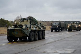 Артилерія та десантні кораблі, – у Пентагоні розповіли про війська Росії біля України