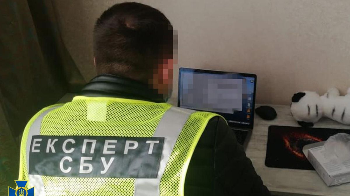 СБУ разоблачила агитатора, который распространял пророссийские фейки в СМИ и соцсетях - Новости России и Украины - 24 Канал СБУ разоблачила агитатора, который распространял пророссийские фейки в СМИ и соцсетях - Новости России и Украины - 24 Канал