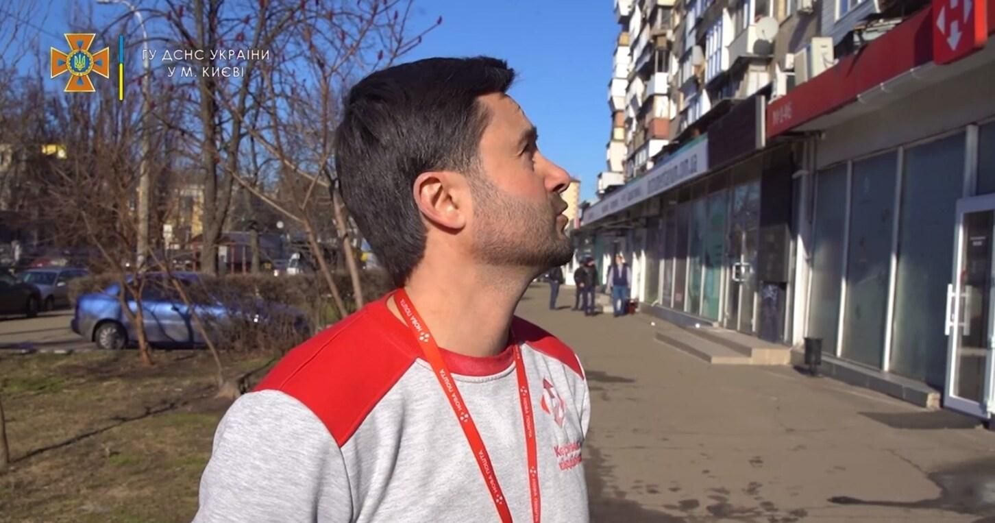 "Вибивала кулаком скло": як працівник НП врятував 92-річну бабусю – нові деталі - Новини Києва - Київ "Вибивала кулаком скло": як працівник НП врятував 92-річну бабусю – нові деталі - Новини Києва - Київ