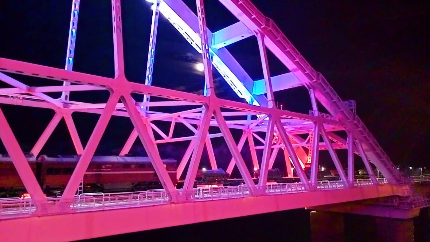 Росія показала відео, як вивозить з окупованого Криму військову техніку після навчань - Новини росії - 24 Канал Росія показала відео, як вивозить з окупованого Криму військову техніку після навчань - Новини росії - 24 Канал