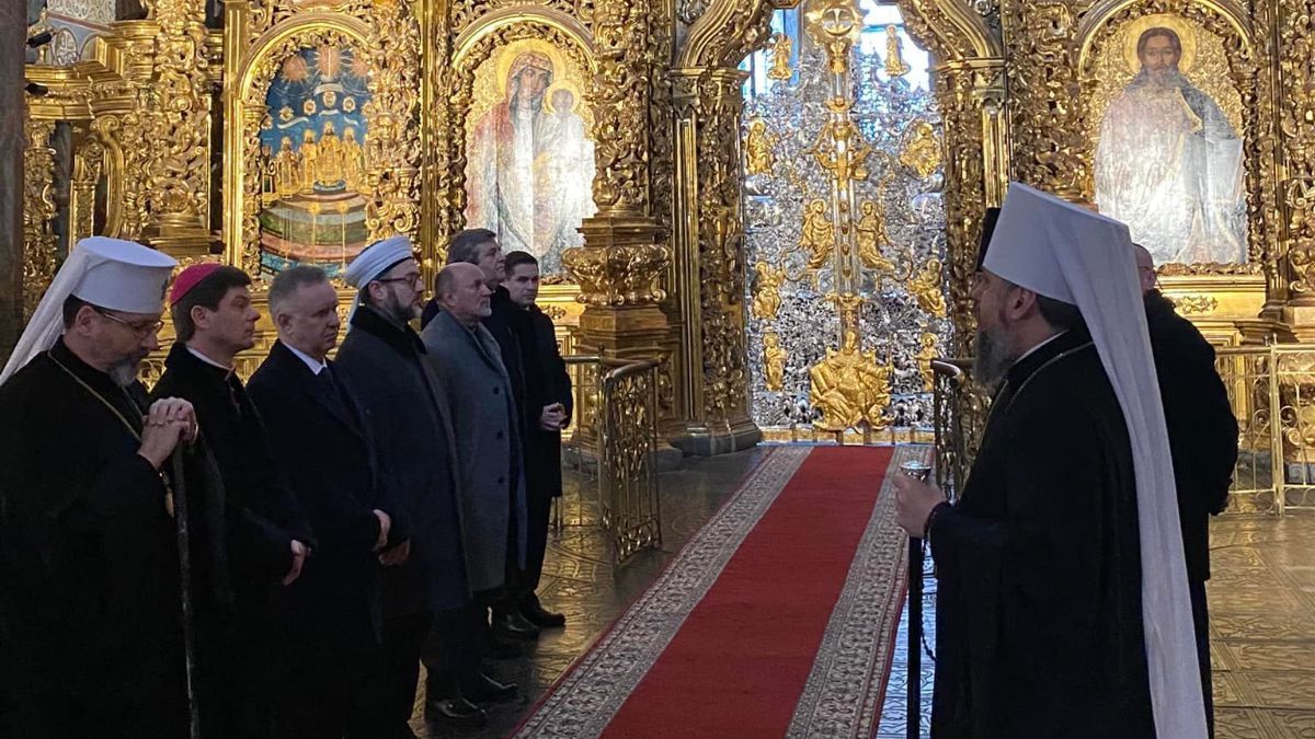 Главы всех украинских церквей вместе помолились за мир в Украине Главы всех украинских церквей вместе помолились за мир в Украине