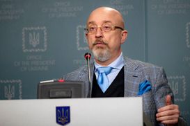 Беларусь ожидает положительных последствий от переговоров своего министра обороны с Резниковым Беларусь ожидает положительных последствий от переговоров своего министра обороны с Резниковым