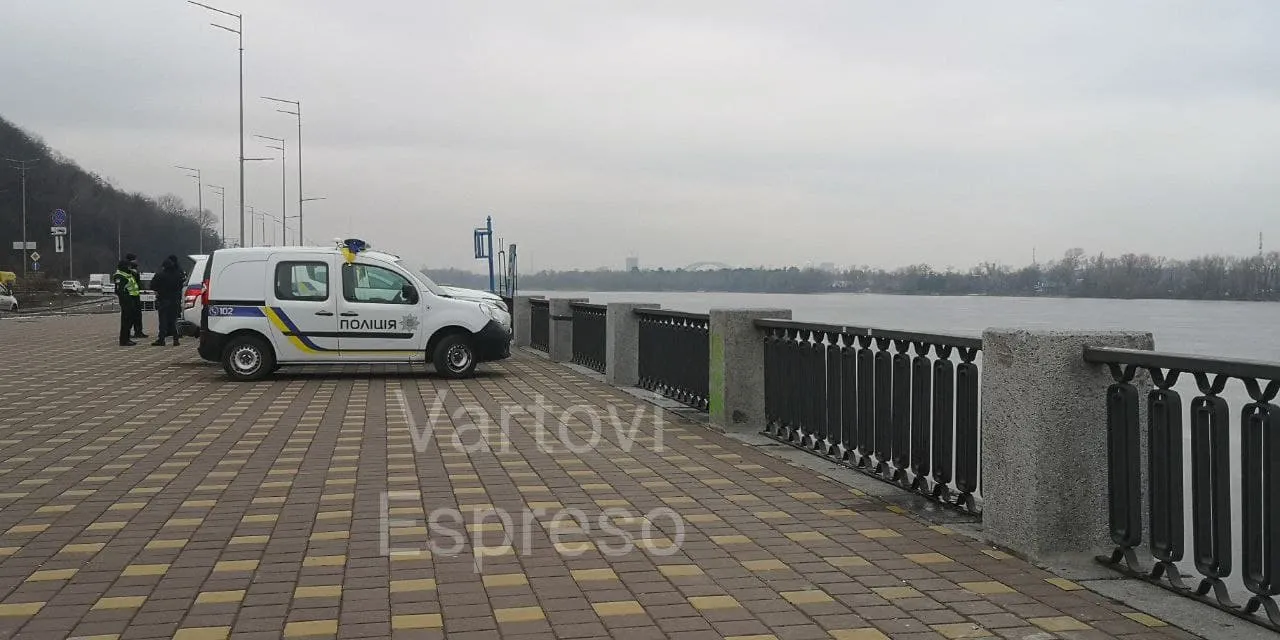 Київ, тіло темношкірого чоловіка Київ, тіло темношкірого чоловіка