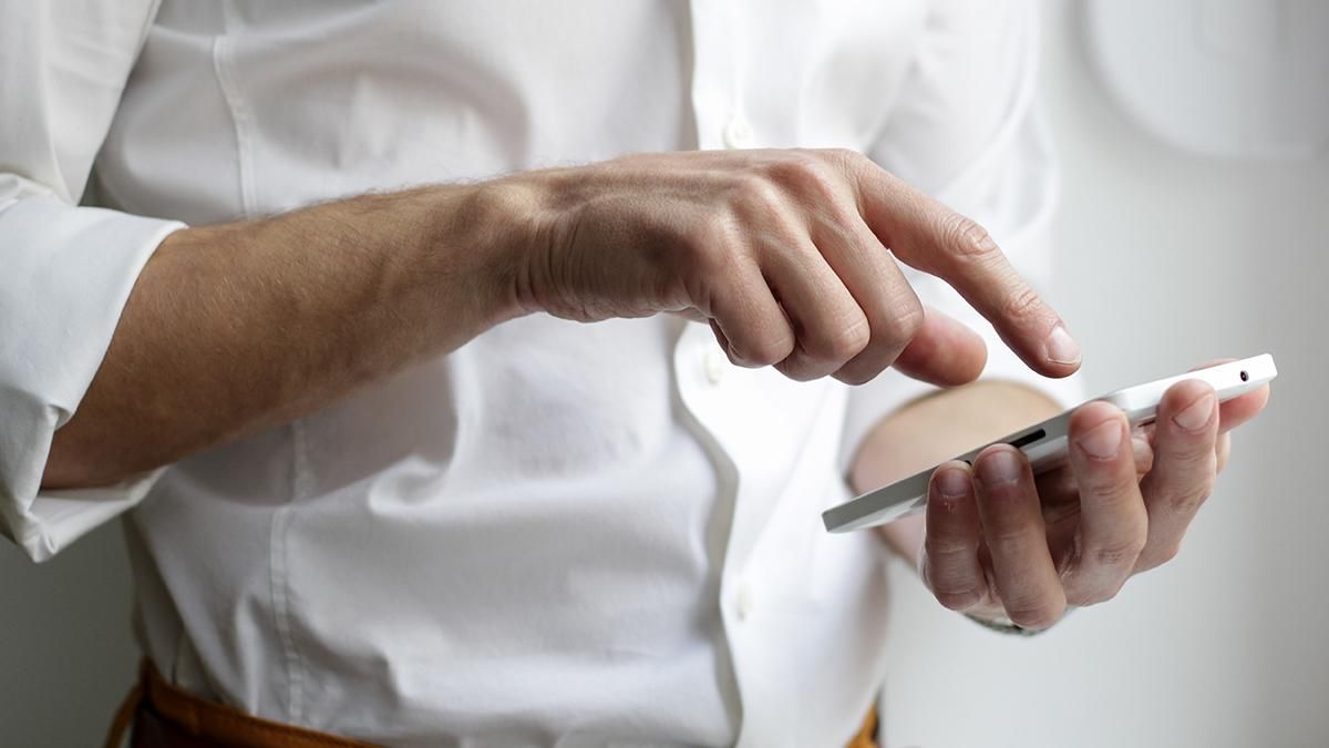 Компания Nothing намекнула на разработку своего первого смартфона: каким он будет Компания Nothing намекнула на разработку своего первого смартфона: каким он будет