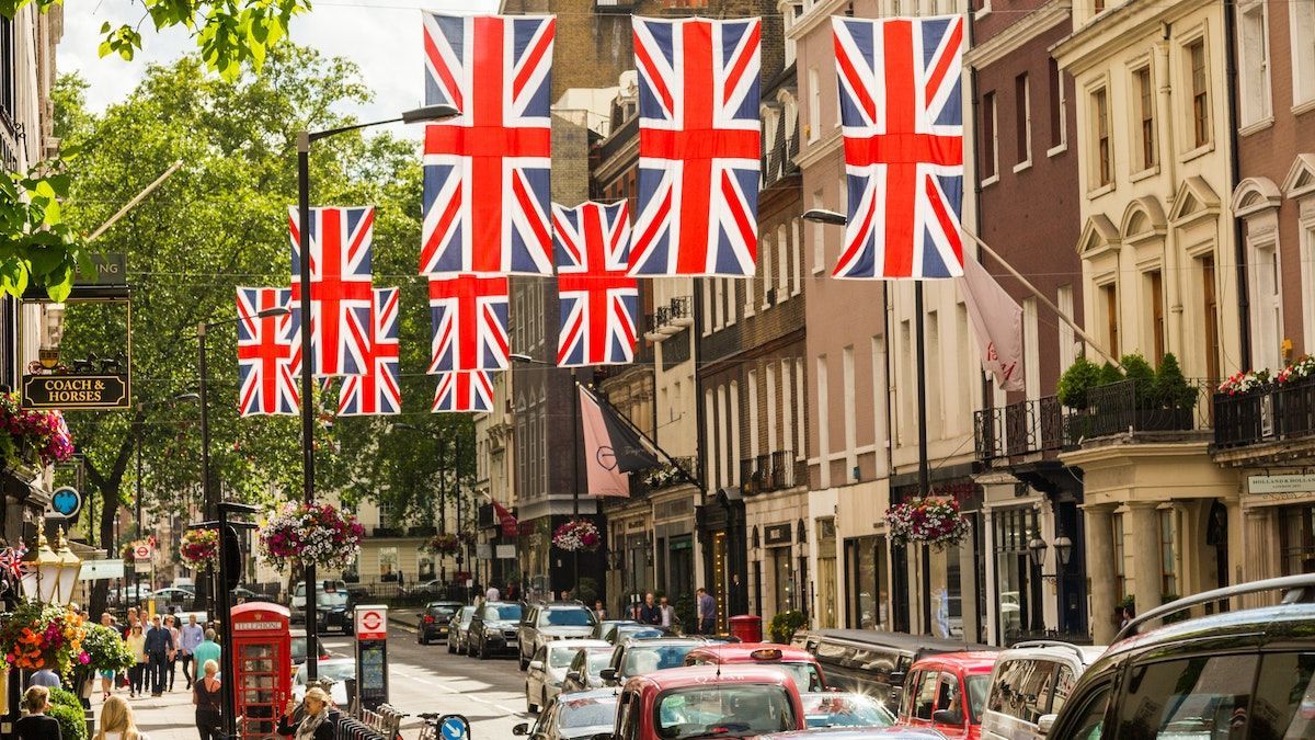 У Британії анонсували скасування "золотих віз" на тлі загрози з боку Росії - Новини Росія - 24 Канал У Британії анонсували скасування "золотих віз" на тлі загрози з боку Росії - Новини Росія - 24 Канал