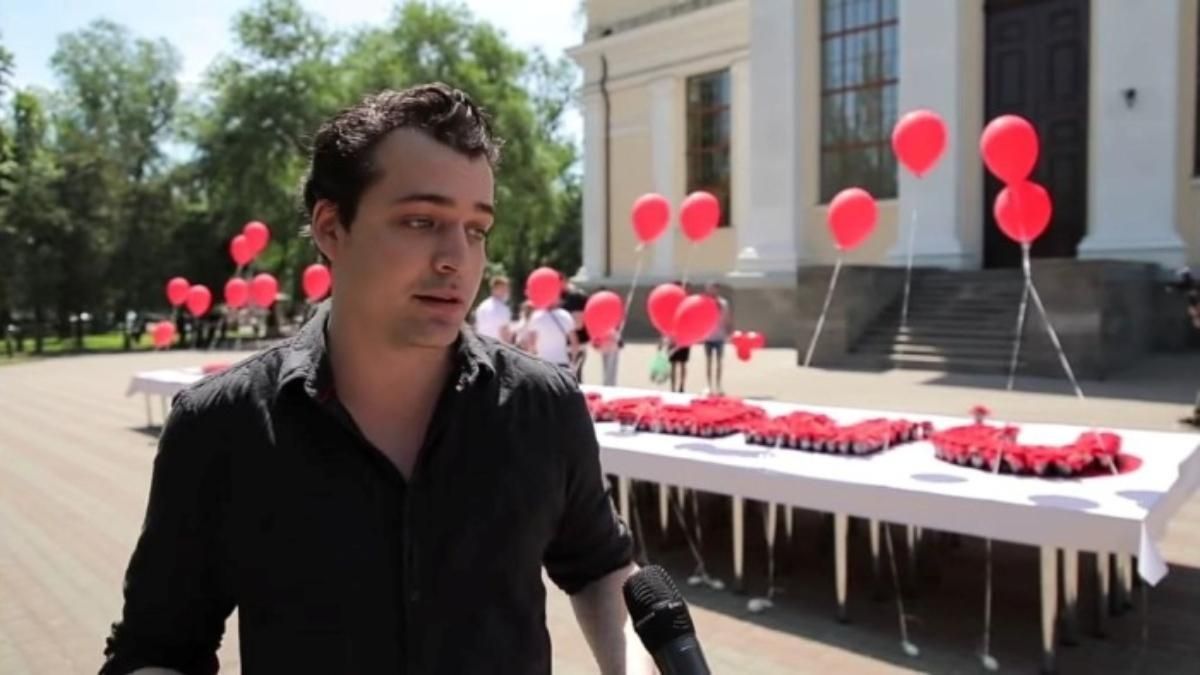 Позбирав прапори: в Одесі поліція відкрила провадження проти депутата від партії Шарія - Свіжі новини Одеси - Одеса Позбирав прапори: в Одесі поліція відкрила провадження проти депутата від партії Шарія - Свіжі новини Одеси - Одеса