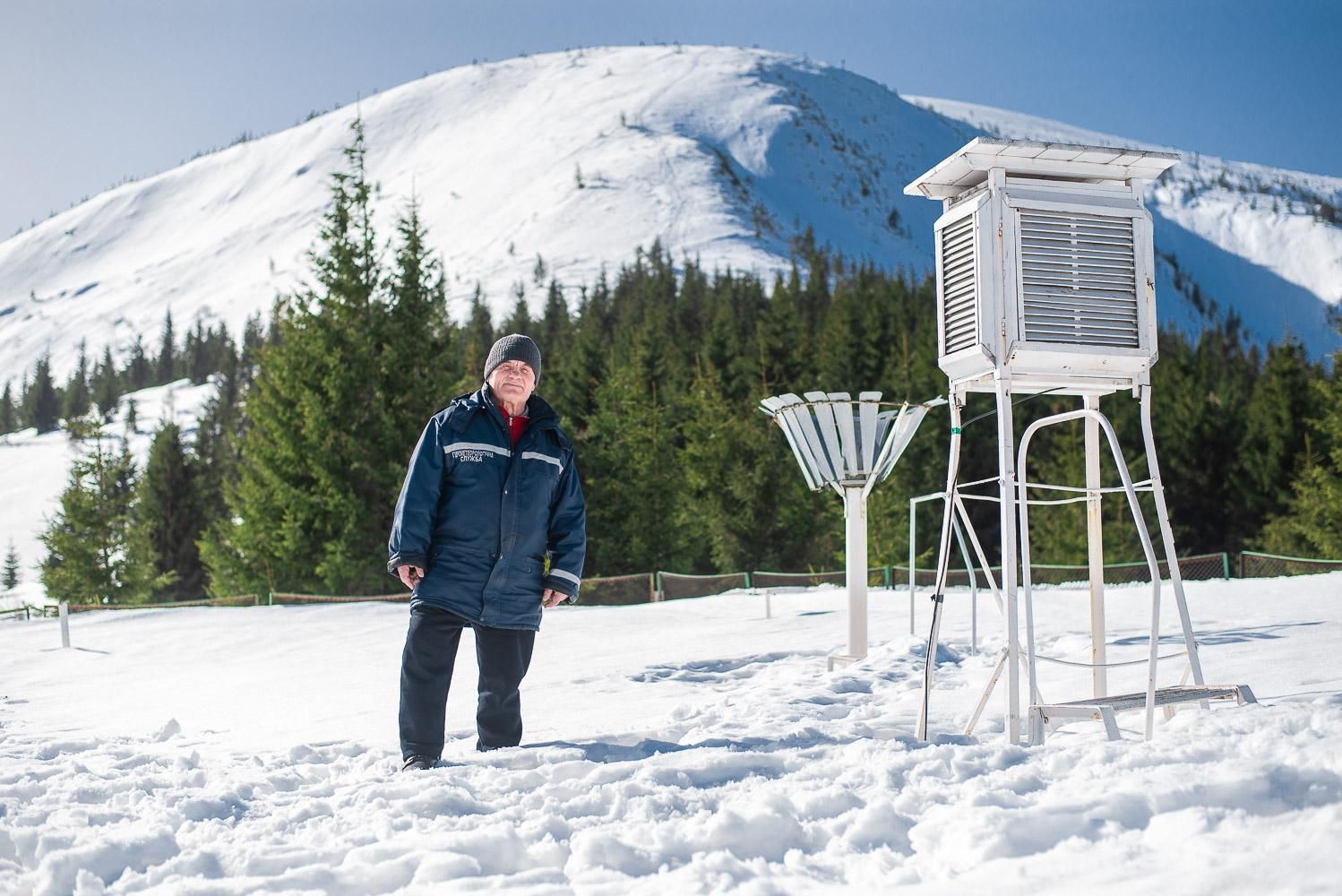 Смертельний холод та неймовірні пейзажі: як працюють метеорологи на горі Пожижевська - 24 Канал