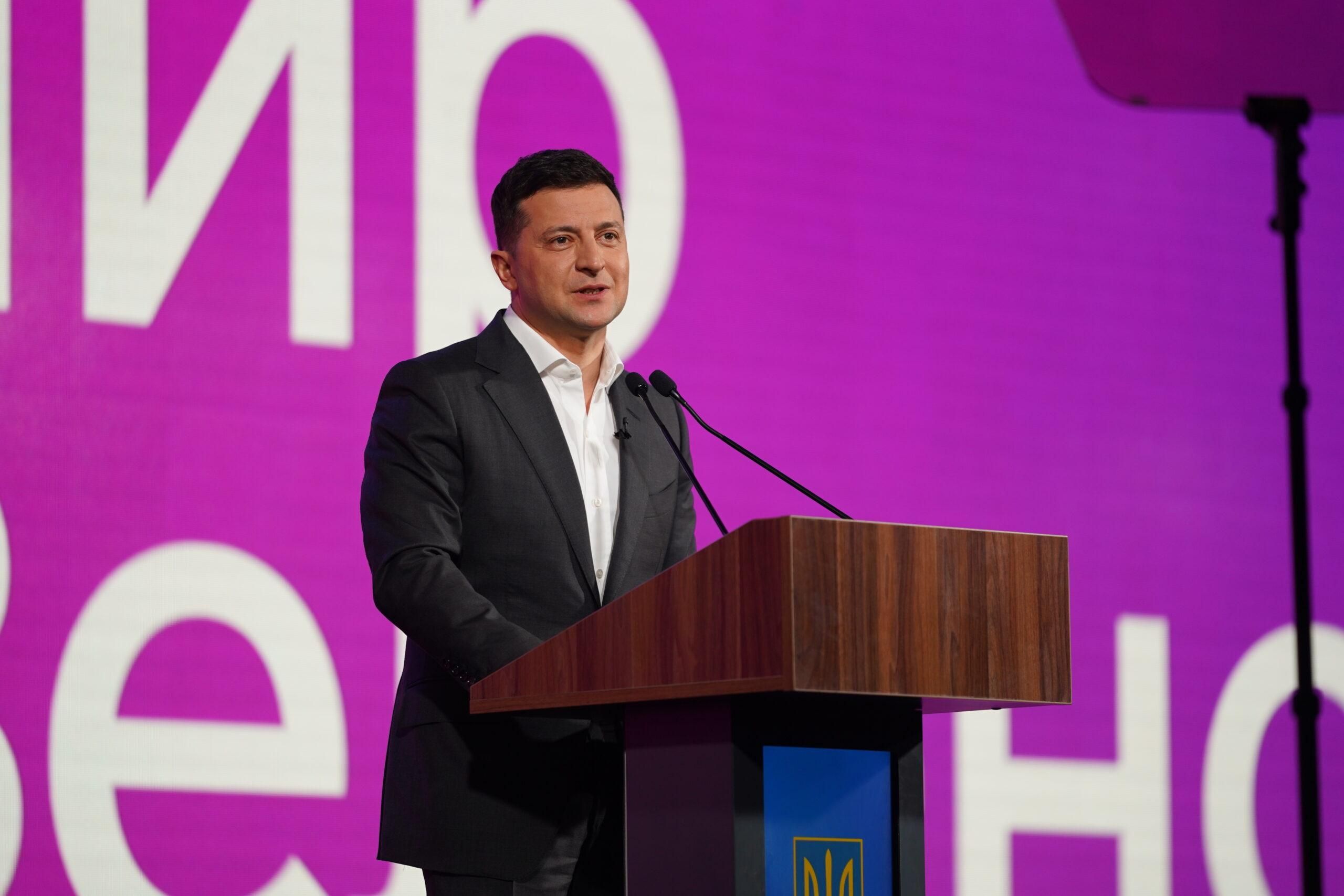 Президент та партія "Слуга Народу" – лідери електоральних настроїв, – опитування "Рейтингу" Президент та партія "Слуга Народу" – лідери електоральних настроїв, – опитування "Рейтингу"