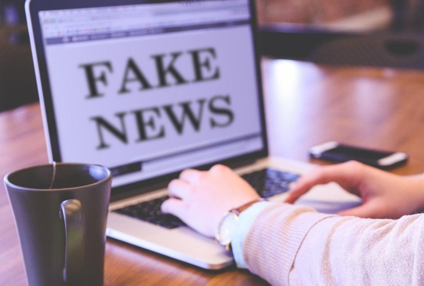 "Если нападет Россия, с карт спишут деньги на ВСУ": украинцев предупредили о фейке "Если нападет Россия, с карт спишут деньги на ВСУ": украинцев предупредили о фейке