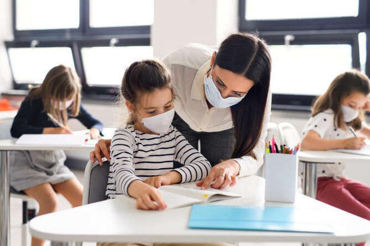 В Україні вакциновано понад 97% освітян: які області лідирують - Україна новини - Освіта В Україні вакциновано понад 97% освітян: які області лідирують - Україна новини - Освіта