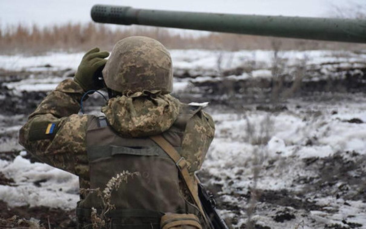 На Донбасі не вщухають обстріли: окупанти ведуть вогонь поблизу житлових будинків - новини ООС - 24 Канал