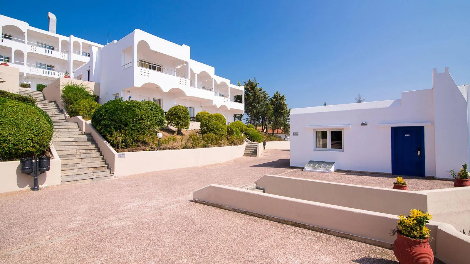 Готель пропонує спокійний відпочинок Готель пропонує спокійний відпочинок