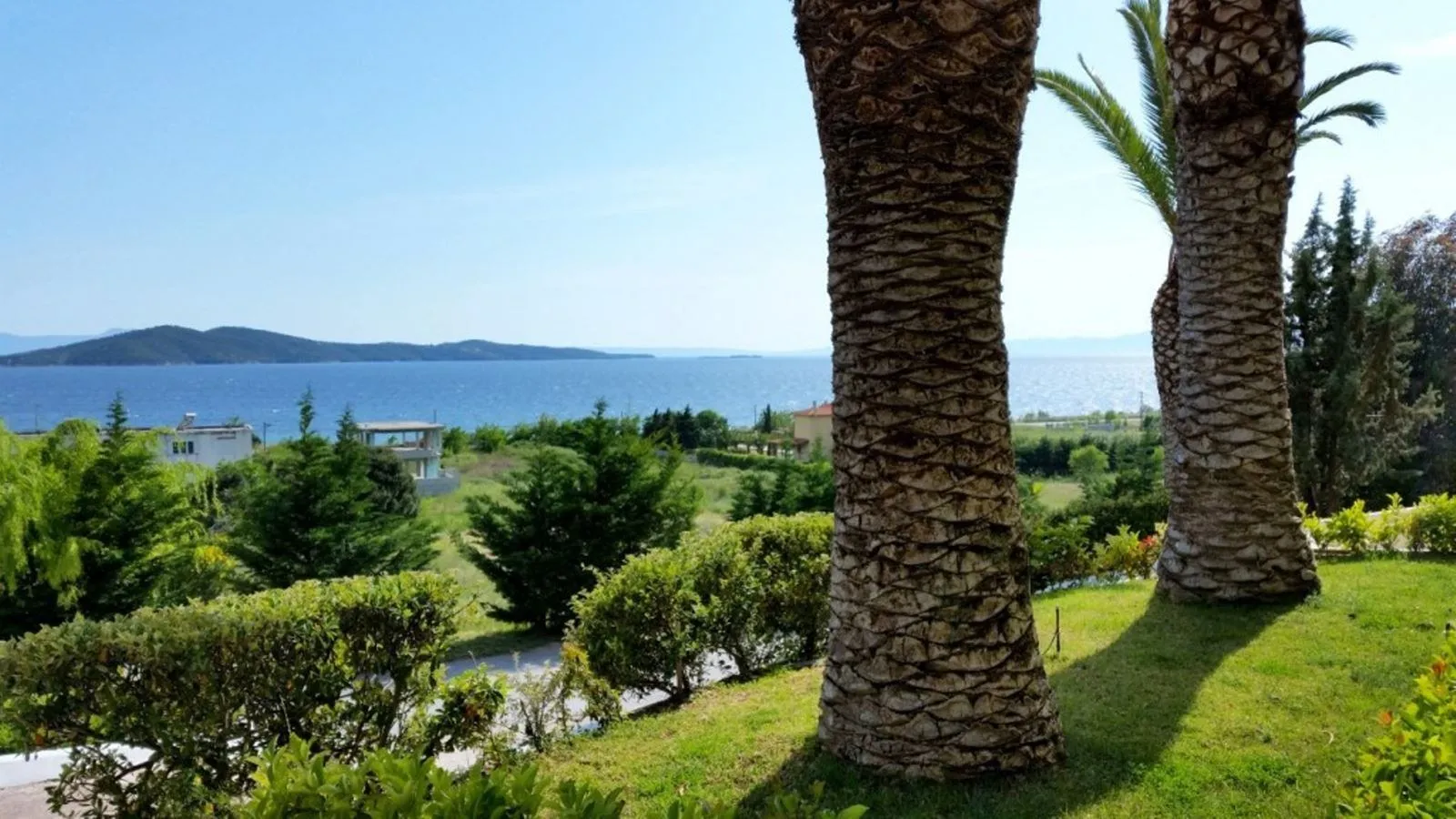 Готель пропонує спокійний відпочинок Готель пропонує спокійний відпочинок