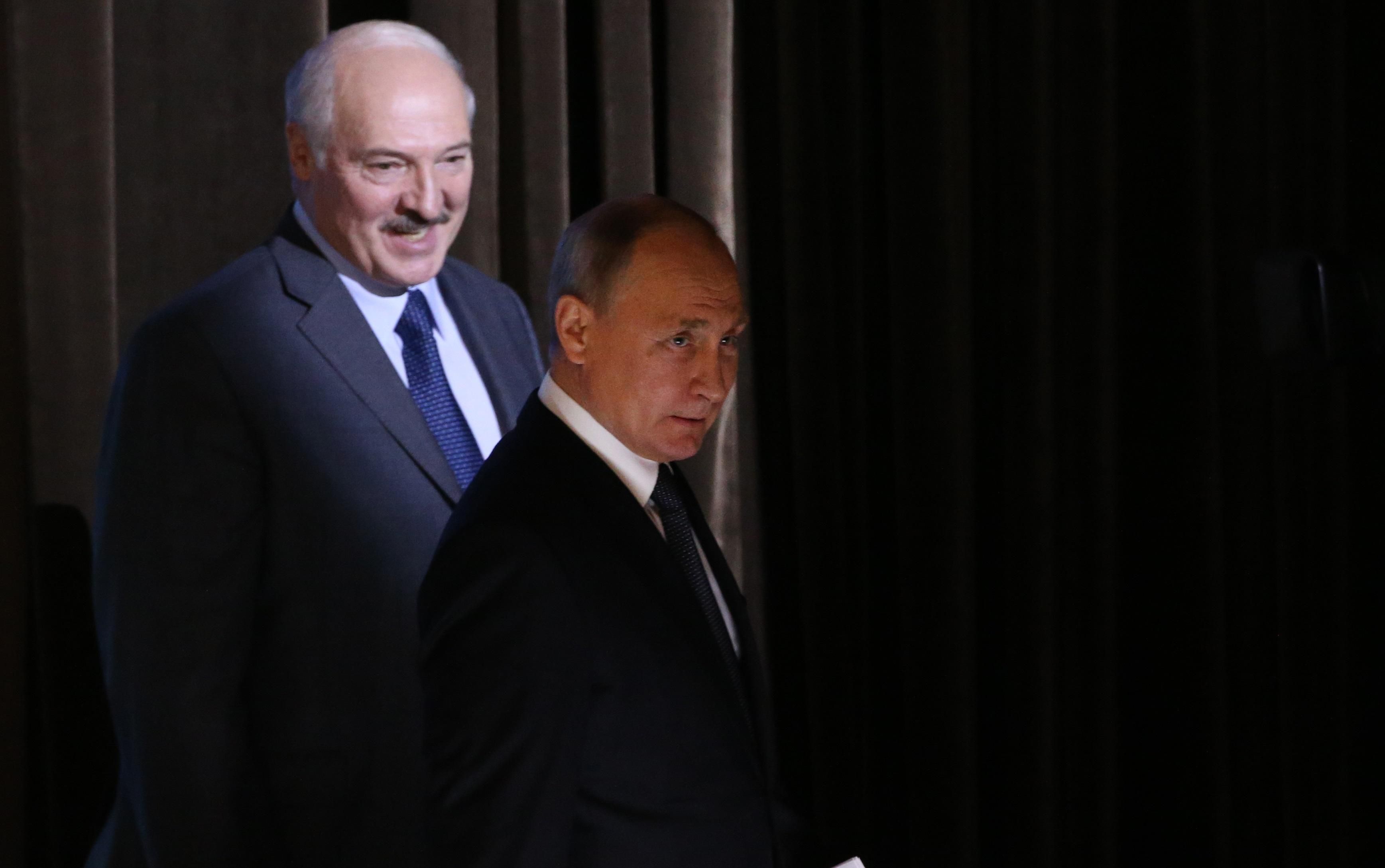 Путину нужно замазать Лукашенко кровью, – Жданов о ядерном оружии в Беларуси Путину нужно замазать Лукашенко кровью, – Жданов о ядерном оружии в Беларуси