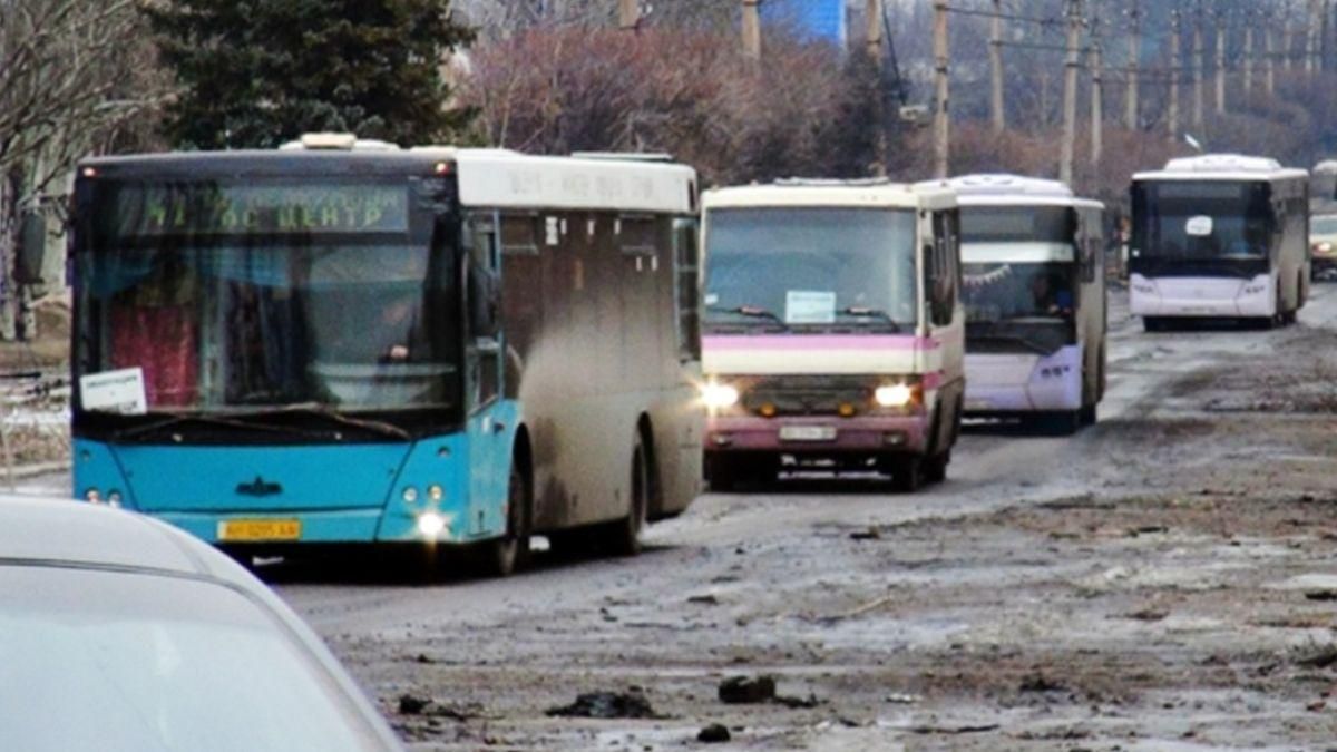 Старших людей і дітей вивозять з Донбасу фактично силоміць, – Денісова - Росія новини - 24 Канал