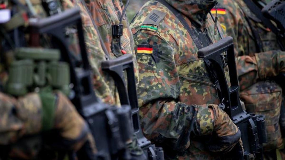 Силы быстрого реагирования НАТО усиливают боеготовность на фоне обострения в Украине Силы быстрого реагирования НАТО усиливают боеготовность на фоне обострения в Украине