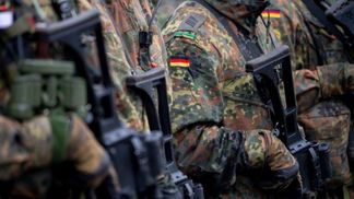 Силы быстрого реагирования НАТО усиливают боеготовность на фоне обострения в Украине