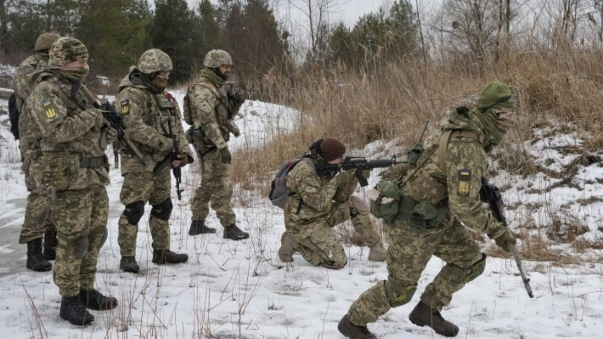 Ситуація на передовій: окупанти понад 60 разів зривали "тишу" - новини ООС - 24 Канал Ситуація на передовій: окупанти понад 60 разів зривали "тишу" - новини ООС - 24 Канал