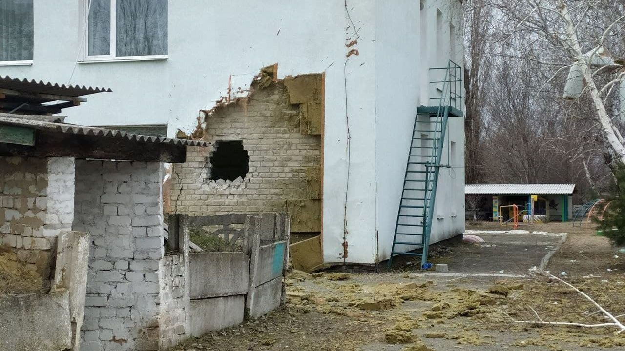 Откуда боевики могли обстрелять детсад в Станице Луганской: расследование международной группы - Новости Луганска - 24 Канал