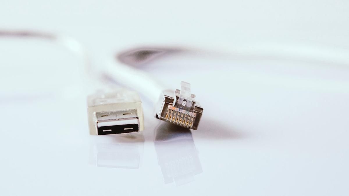 Француз хотів відучити від інтернету своїх дітей, а залишив без зв'язку ціле місто - Новини технологій - Техно Француз хотів відучити від інтернету своїх дітей, а залишив без зв'язку ціле місто - Новини технологій - Техно