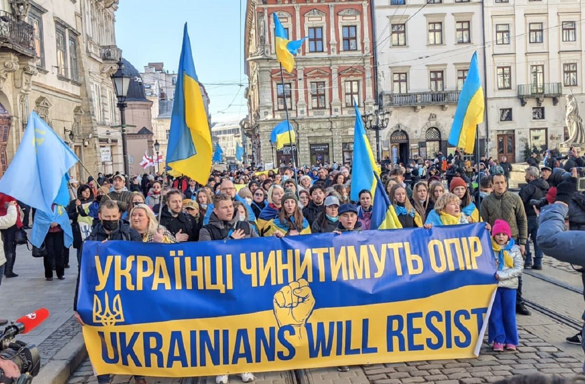 У Львові пройшов Марш єдності: яскраві фото та відео - Новини Львів - Львів У Львові пройшов Марш єдності: яскраві фото та відео - Новини Львів - Львів