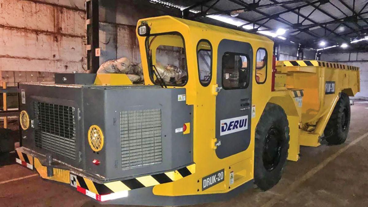 Ярославский инвестировал в новые машины для своего рудника "Сухая Балка" 20 млн грн Ярославский инвестировал в новые машины для своего рудника "Сухая Балка" 20 млн грн