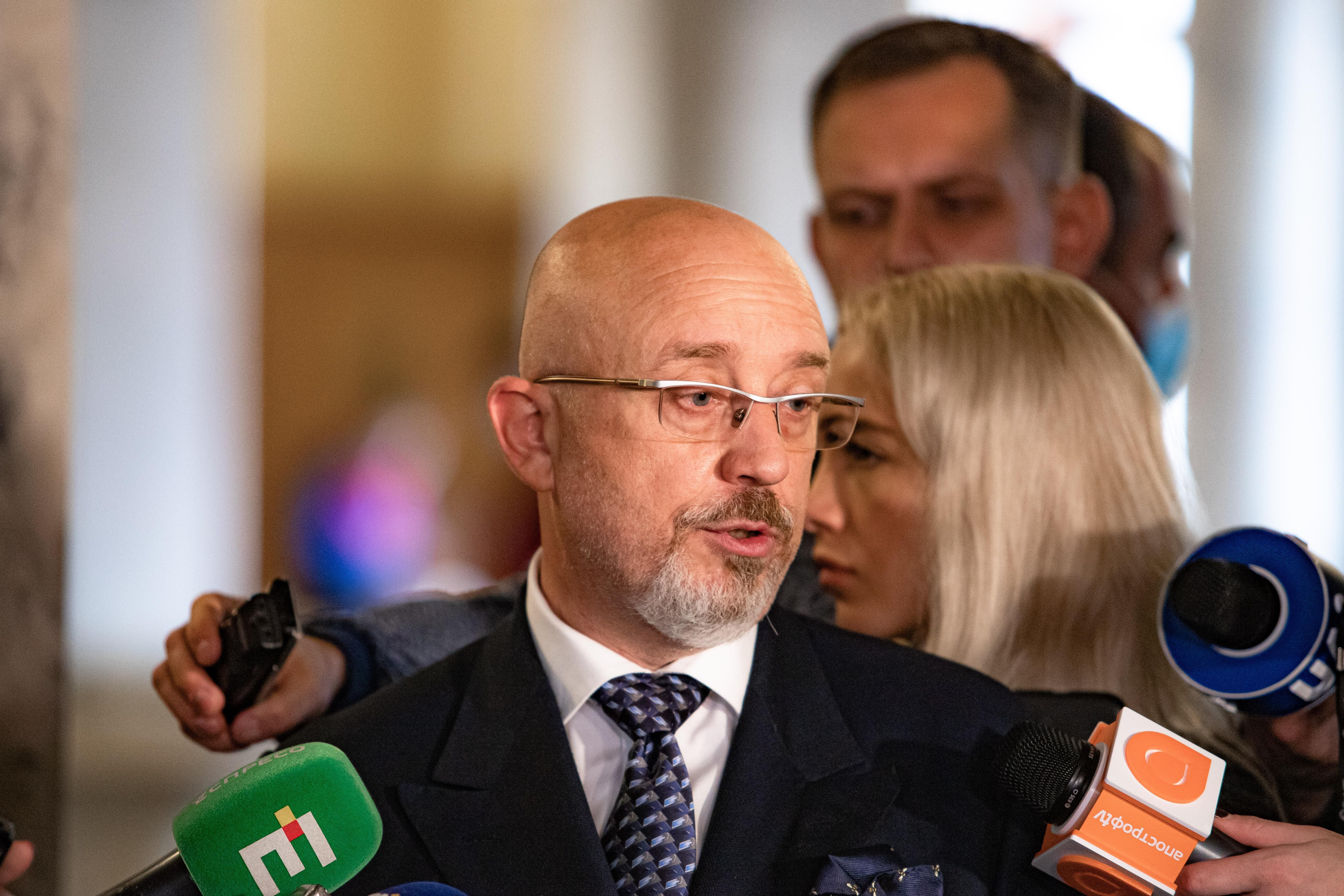 Наступление не планируем, но безнаказанно обстреливать себя не позволим, – Резников Наступление не планируем, но безнаказанно обстреливать себя не позволим, – Резников