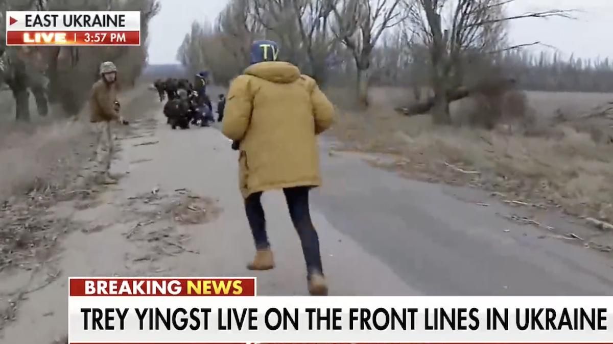 Та бегите, говорю, й** твою мать, – боец ВСУ красноречиво отгонял журналиста из-под обстрела - Украина новости - 24 Канал