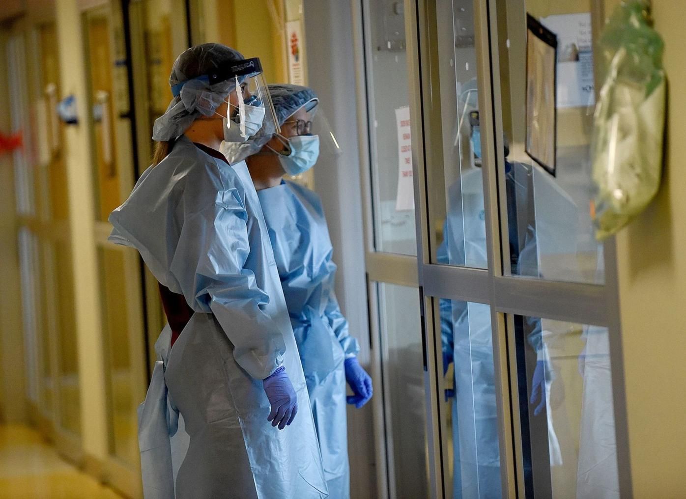 Нових хворих на коронавірус в Україні поменшало, але у лікарнях – понад 3 тисячі людей - 24 Канал