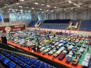 "Операція депортація": "евакуйованих" з Донбасу тримають у нелюдських умовах – жахливі фото