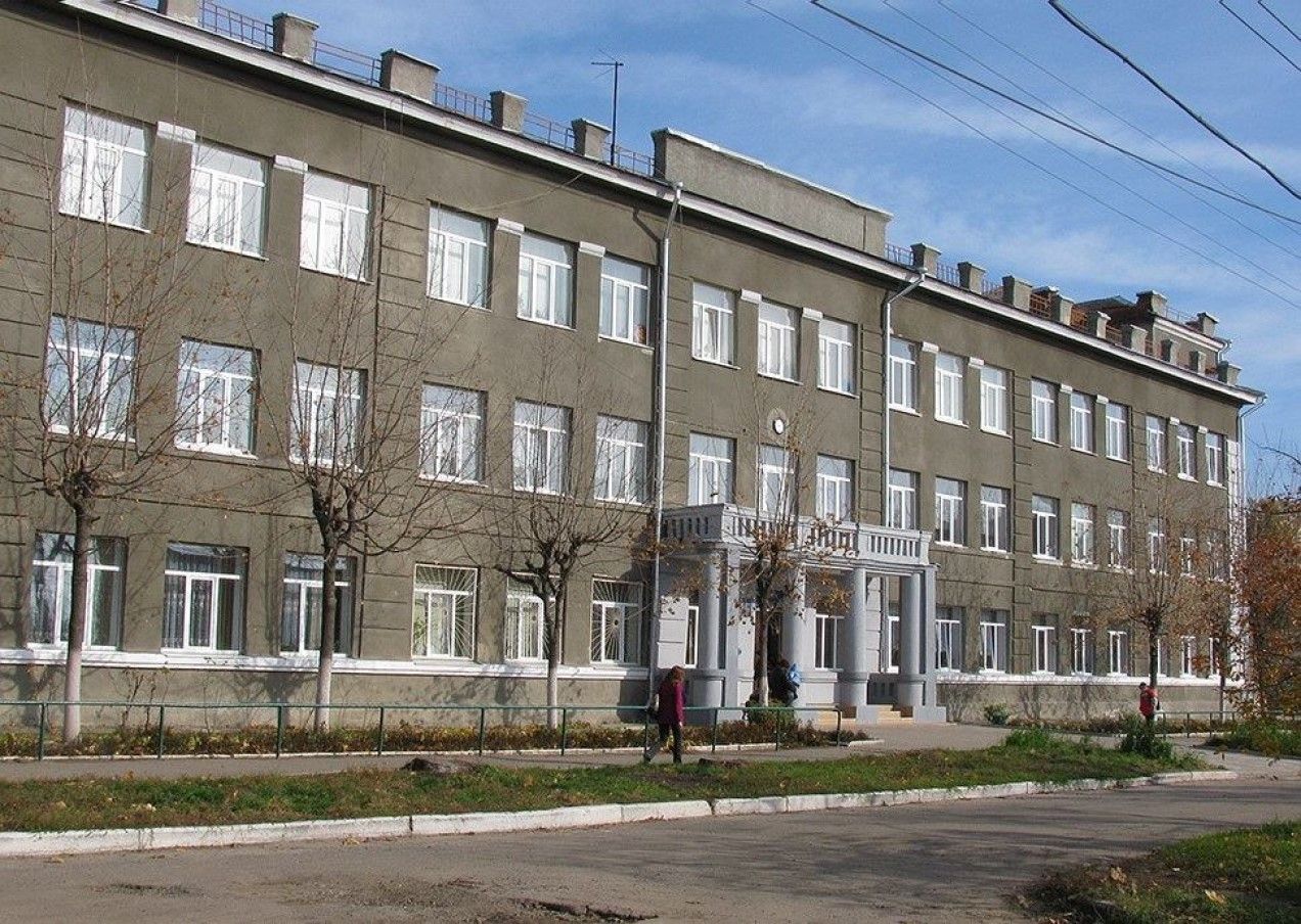 У школі Харкова учням розповідають про знаменитих людей на прикладі Путіна: фото з уроку - Новини Харкова сьогодні - Освіта У школі Харкова учням розповідають про знаменитих людей на прикладі Путіна: фото з уроку - Новини Харкова сьогодні - Освіта