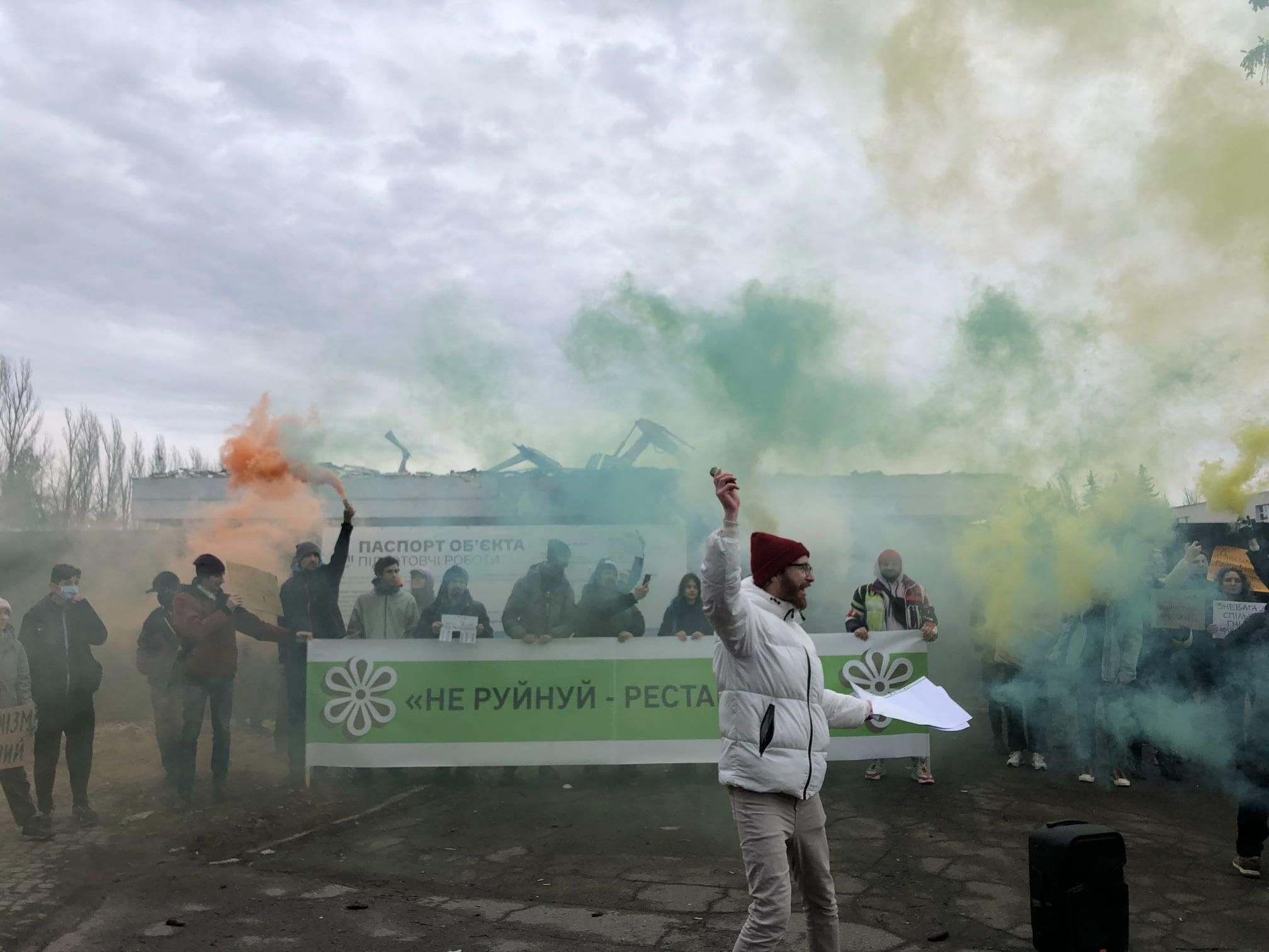 Активісти вимагають охоронного статусу для всіх павільйонів ВДНГ, що залишаються - Новини Київ - Київ Активісти вимагають охоронного статусу для всіх павільйонів ВДНГ, що залишаються - Новини Київ - Київ