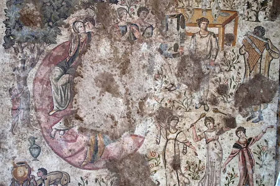 Археологи знайшли зображення стародавньої вечірки