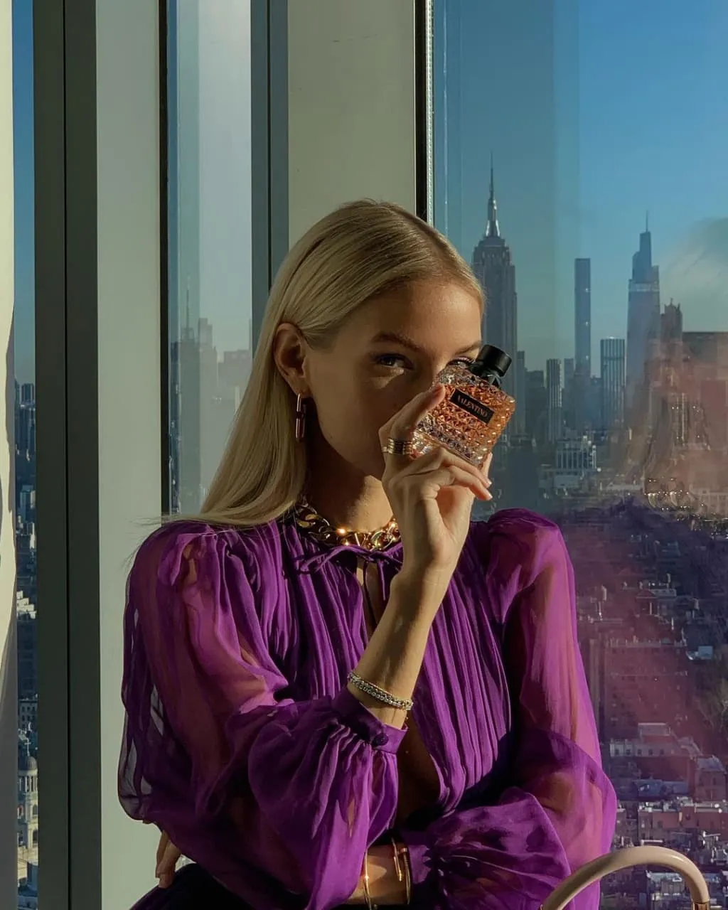 Розкішний образ Леоні Ганне Розкішний образ Леоні Ганне